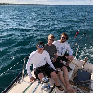 Meet your Posher, Max